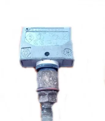 Renault Espace - Grand espace IV Tire pressure sensor 8200086582 9130021060