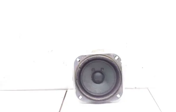Ford Ranger Rear door speaker UR6366960