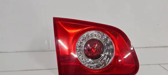 Volkswagen PASSAT B6 Tailgate rear/tail lights ZSB3C9945
