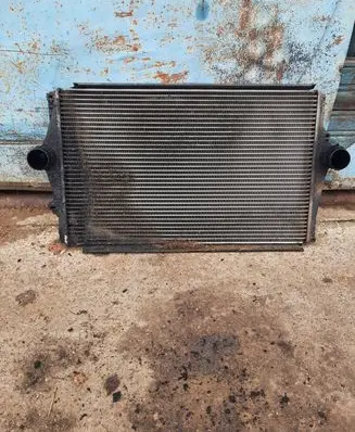 Volvo V70 Intercooler radiator
