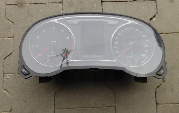 Audi A1 Speedometer (instrument cluster)