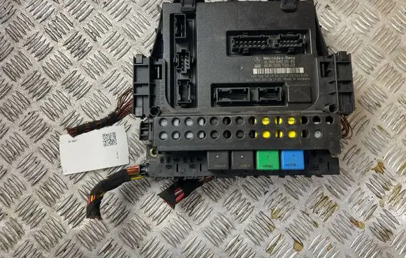 Mercedes-Benz B W245 Comfort/convenience module A1695405645 5DK00872822