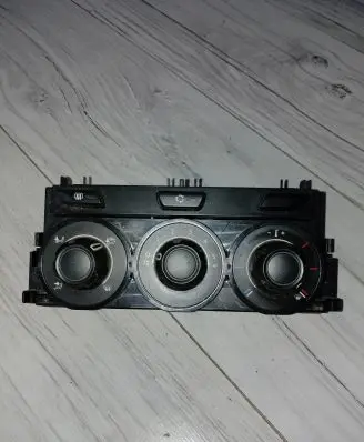 Citroen C3 Climate control unit 400018002