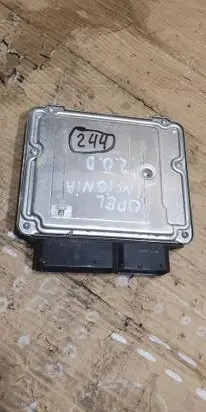 Opel Insignia A Engine control unit/module ECU 55576906
