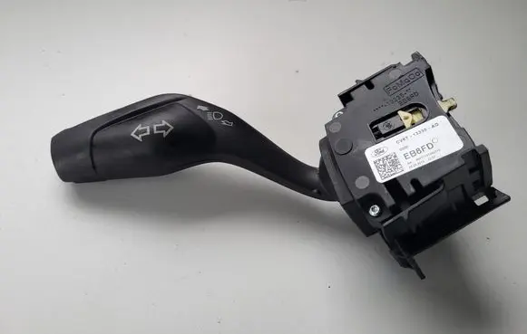 Ford Kuga II Indicator stalk