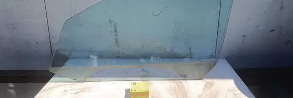Peugeot 206 Front door window glass four-door 1212123