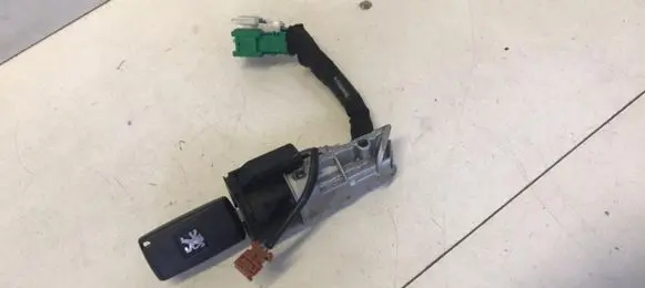 Peugeot 607 Ignition lock 9654570280