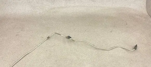 BMW M6 Fuel line/pipe/hose 2284753 16122284753 2284071