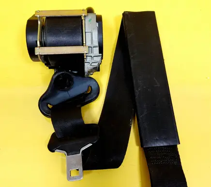 Peugeot 206 Front seatbelt A507744