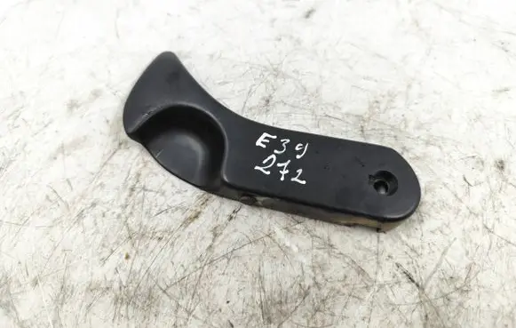 BMW 5 E39 Engine bonnet (hood) release handle 8226621