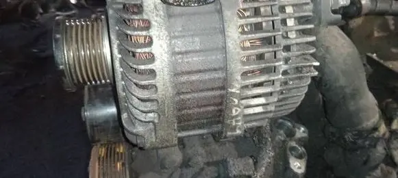 Renault Laguna III Generator/alternator 8200654785