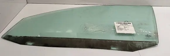 Volkswagen Golf IV Front windscreen/windshield window 