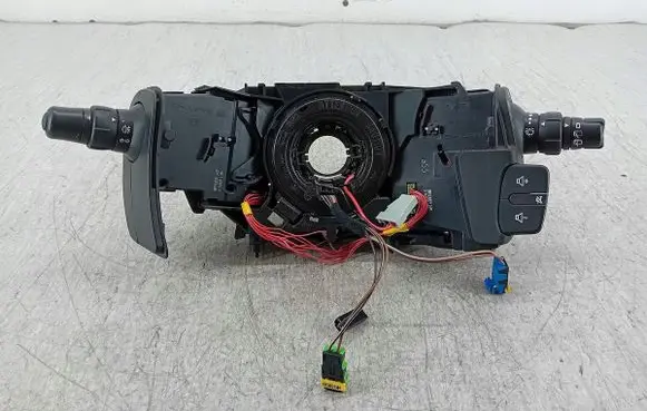 Wiper turn signal indicator stalk/switch