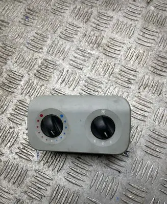 Mercedes-Benz Vito Viano W639 Climate control unit A6398300685 5HB00851400