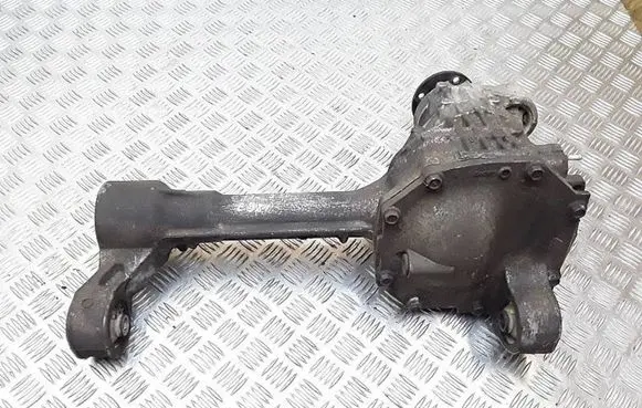 Nissan Pathfinder R52 Front differential EAO12
