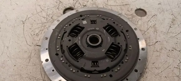 Toyota C-HR II Clutch pressure plate 138611
