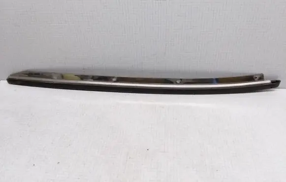 Nissan Almera N16 Windshield trim