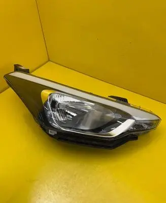 Hyundai i20 (GB IB) Headlight/headlamp 92102C8000