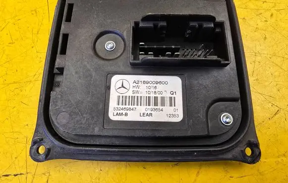 Mercedes-Benz C W204 Headlight ballast module Xenon A2189009600