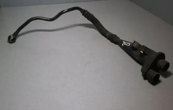 Volkswagen PASSAT B5.5 Breather/breather pipe/hose 07C103495A