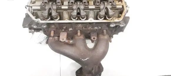 Mitsubishi Galant Engine head 