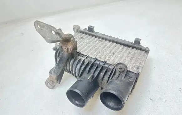 Toyota Avensis T250 Intercooler radiator 873067D TA1097