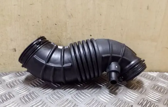 KIA Sorento Turbo air intake inlet pipe/hose 281382P300
