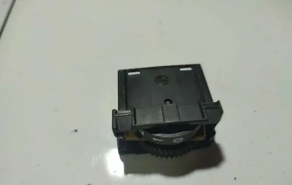 Citroen Xsara Headlight level adjustment motor 