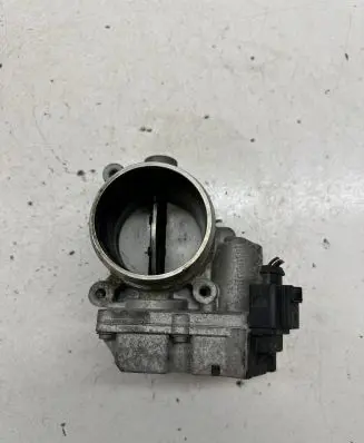 Audi A5 Sportback 8TA Throttle valve 4E0145950H A2C53364207