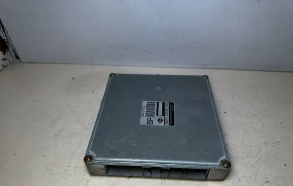 Nissan Almera Tino Engine control unit/module MEC11230 MEC11 0602