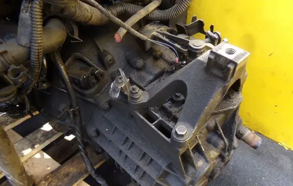 Ford Transit - Tourneo Connect Manual 5 speed gearbox DV6R7002ZAC 31SP10