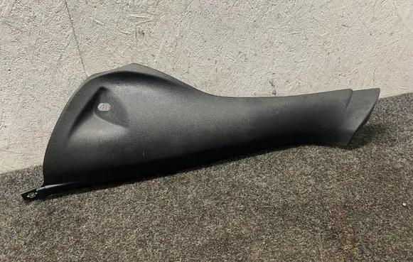 BMW X5 F15 (C) pillar trim 7284609