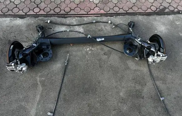 Toyota Yaris Rear axle beam 