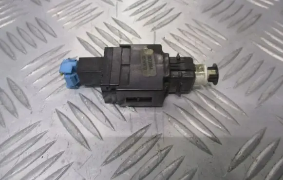 Volvo S60 Brake pedal sensor switch 8622064