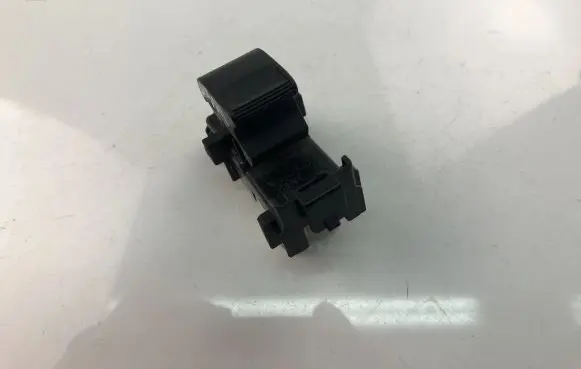 Toyota Camry Other switches/knobs/shifts 8292H4D