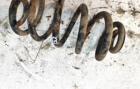 Audi A6 S6 C6 4F Rear coil spring