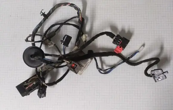 Opel Corsa D Front door wiring loom 13252894