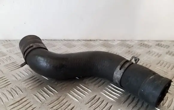 Jeep Cherokee III KJ Engine coolant pipe/hose