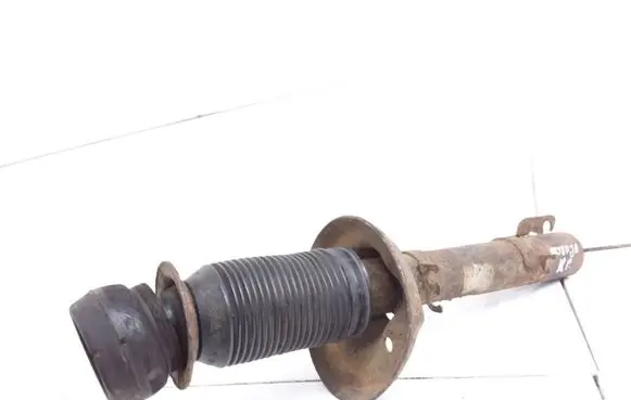 Skoda Octavia Mk1 (1U) Front shock absorber/damper