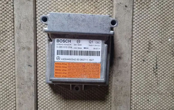 Mercedes-Benz Sprinter W906 Airbag control unit/module A9064460542 0285010054