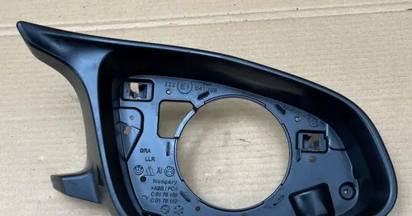 BMW M3 F80 Plastic wing mirror trim cover C0176112