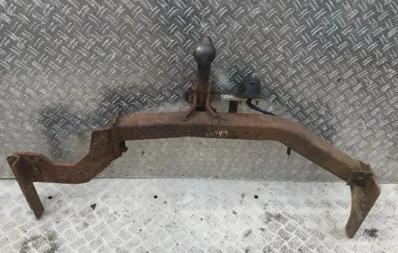 Hyundai Lantra I Tow bar set 