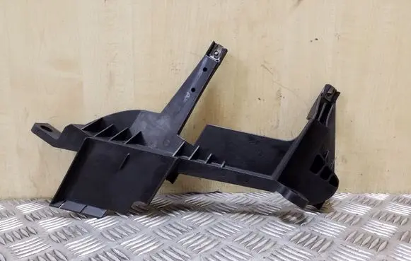BMW X3 E83 Headlight/headlamp mounting bracket 1301073025
