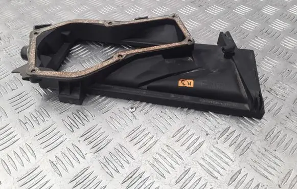 Audi 80 90 B2 Air filter box cover 026133837G 035133843