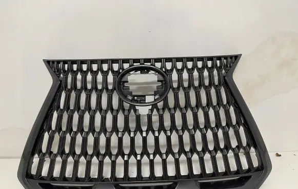 Lexus NX Front bumper upper radiator grill