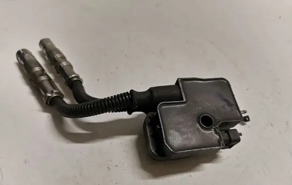 Mercedes-Benz CLK A209 C209 High voltage ignition coil A0001587803