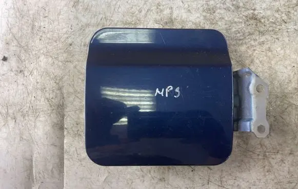Mitsubishi Pajero Sport I Fuel tank cap