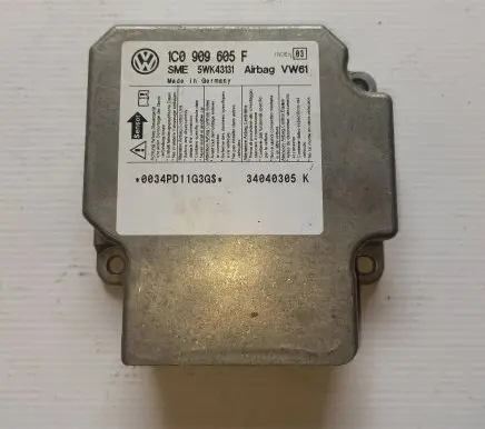 Volkswagen Transporter - Caravelle T5 Airbag control unit/module 1c0909605f