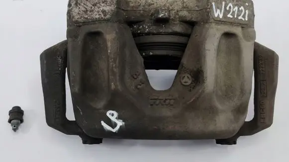 Mercedes-Benz E W212 Front brake caliper