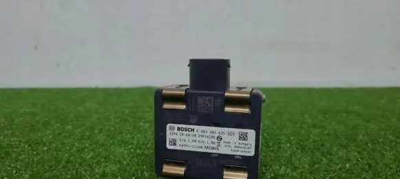 Hyundai Kona I Distronic sensor radar K499111100